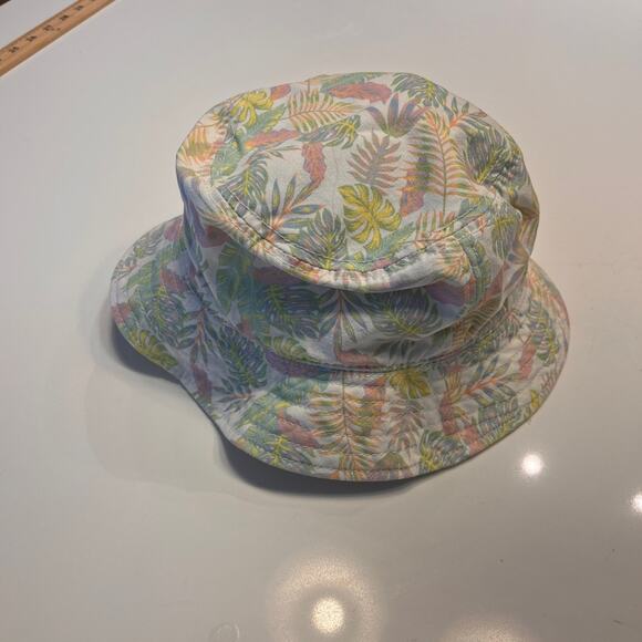 C&C California Pastel Tropical Bucket Hat NWOT - Picture 4 of 6